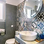 2bdr Floor Apartment-heart Of Corfu Old Town 公寓 *